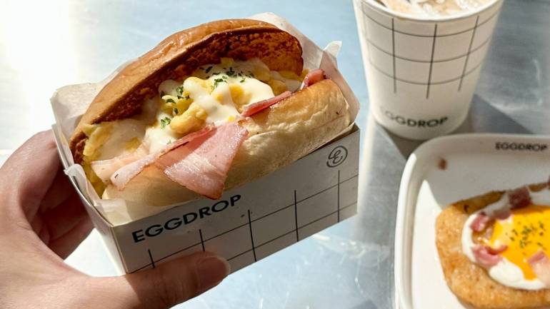 ประเทศไทยมี Eggdrop แล้ว! 17 ธันวาคมนี้ Eggdrop แซนวิชไข่พรีเมี่ยมต้นตำรับจากเกาหลี บุกเช็คอินความอร่อยกินทุกวัน ณ Center Point สยามสแควร์